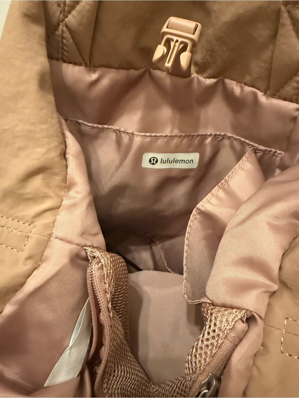 New Lululemon On My Level Bag 2.0 19L - Picture 5 of 9